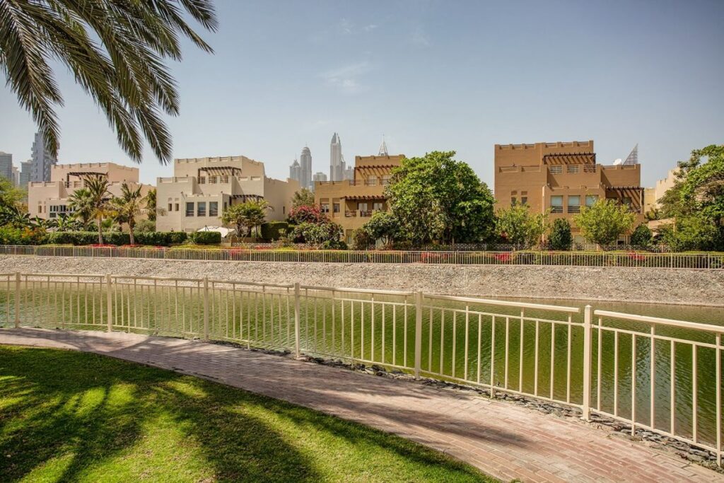 Laundry Service in The Lakes